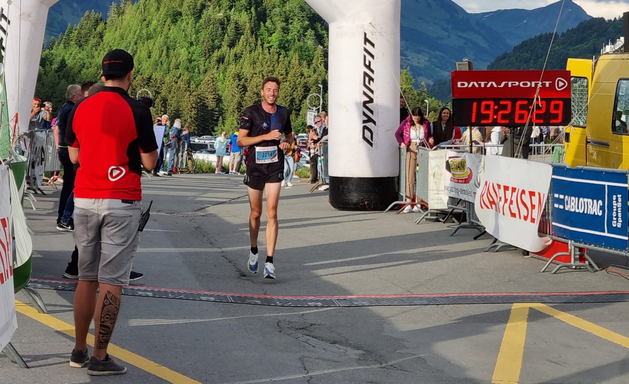 Course à pied: Maël Bohren et Annelies Métrailler remportent le 35ème Tour du Chablais